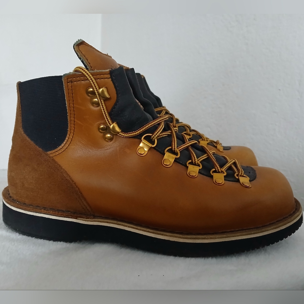 Danner Vertigo 1845 Boots, Size 10.5, Brown/Black